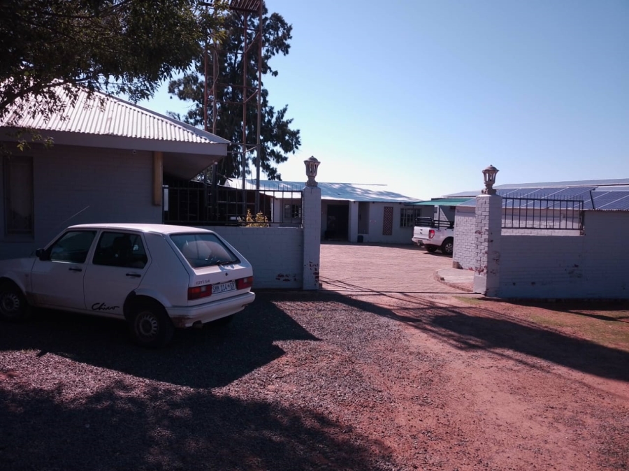 4 Bedroom Property for Sale in Bultfontein Free State